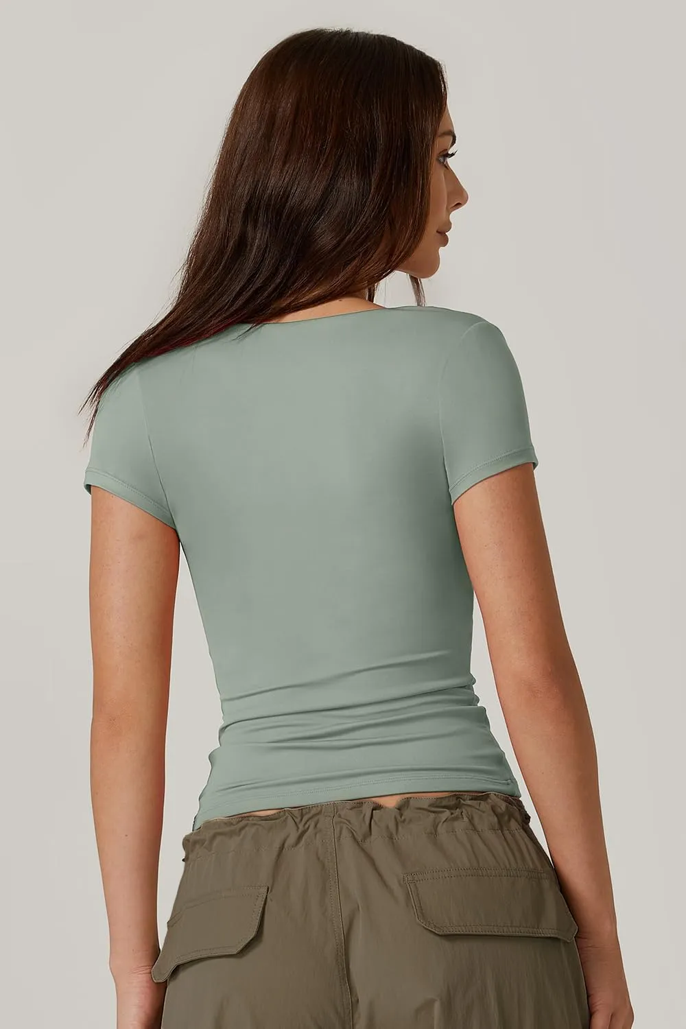 QINSEN Women's Square Neck Short Sleeve T Shirts Double Lined Basic Tee Slim Fit Tops